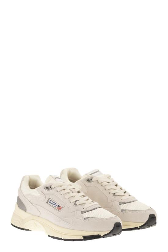 26SS 오트리 하이퍼웨이 스니커즈 HYLMUM18 WHITE - AUTRY