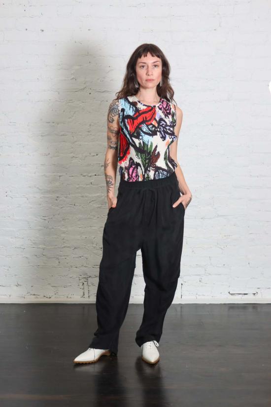  헨릭 빕스코브 민소매 티셔츠 Henrik Vibskov 당근 소재 민소매 플리세 탑 - HENRIK VIBSKOV