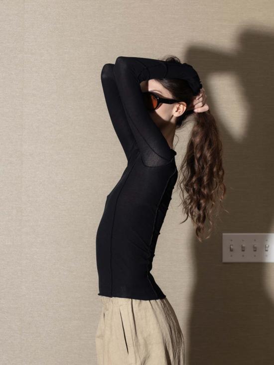  베이스레인지 긴팔 티셔츠 오마토 긴팔 상의 블랙 - BASERANGE