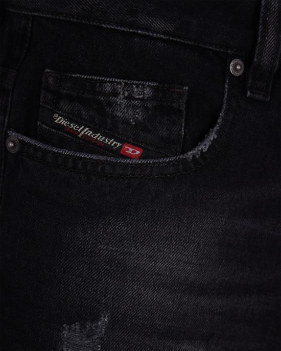 26SS 디젤 데님 팬츠 3031076 Black - DIESEL