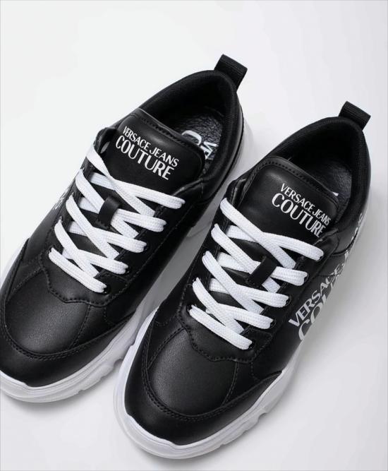 25FW 베르사체 로고 스티드트랙 스니커즈 79YA3SC1 ZPB45 899 Black - VERSACE