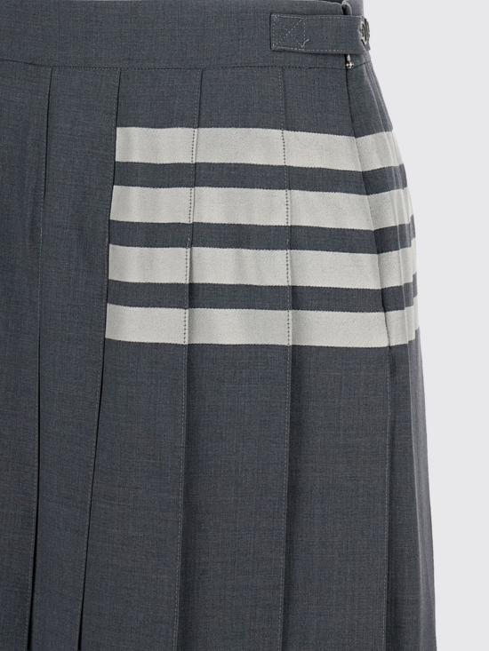 26SS 톰브라운 미디 스커트 FGC402V06146 035 Grey - THOM BROWNE