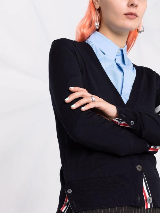  톰브라운 파인 메리노 울 4바 릴렉스 핏 가디건 FKC334A Y1014415 BLUE - THOM BROWNE