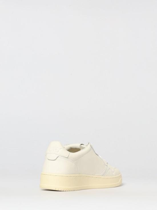 26SS 오트리 메달리스트 로우 스니커즈 AULMGG04 White - AUTRY