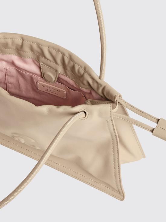 26SS 코치넬리 숄더백 E1SS5130101 N64 Beige - COCCINELLE