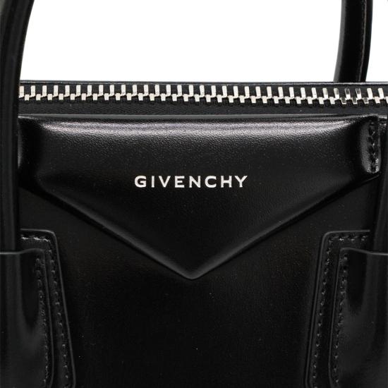 26SS 지방시 안티고나 레더 토트백 BB5149B1R0001 Black - GIVENCHY