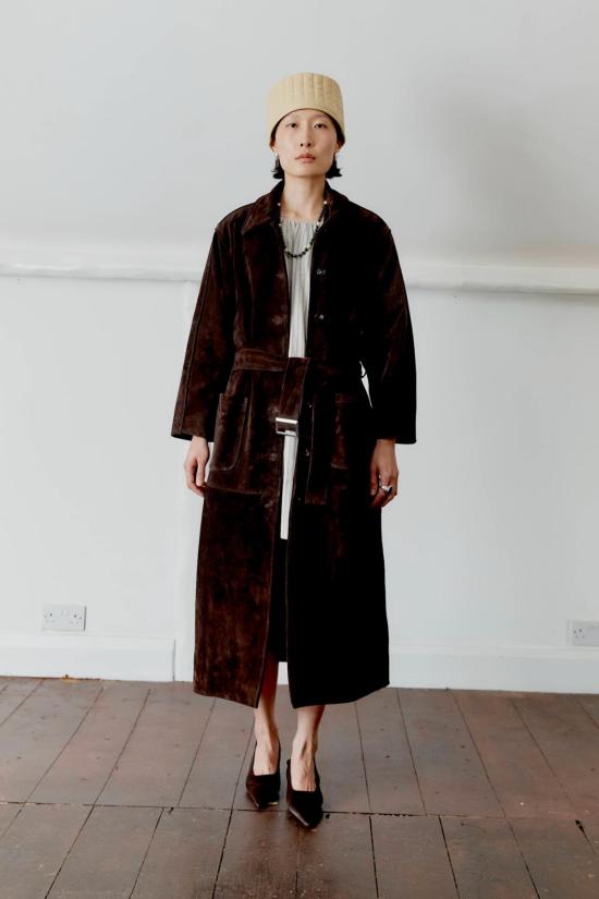  코울리 스튜디오 코트 콜리 스튜디오 롱 퀸