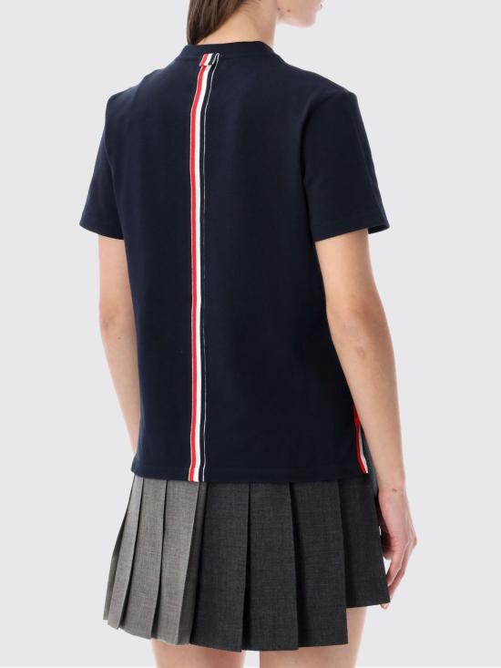 26SS 톰브라운 클래식 코튼 피케 릴렉스 핏 센터 백 스트라이프 숏슬리브 티셔츠 FJS013A00050 415 Blue - THOM BROWNE