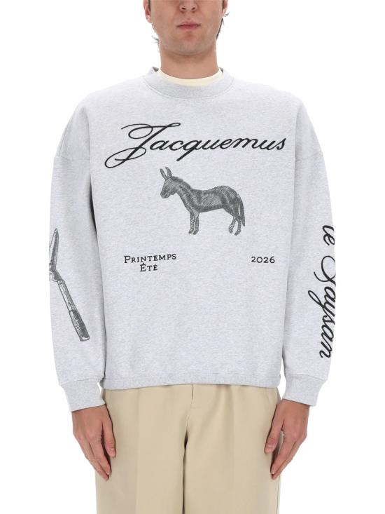 26SS 자크뮈스 긴팔 티셔츠 SSM00314AJ0 01749DS GREY - JACQUEMUS