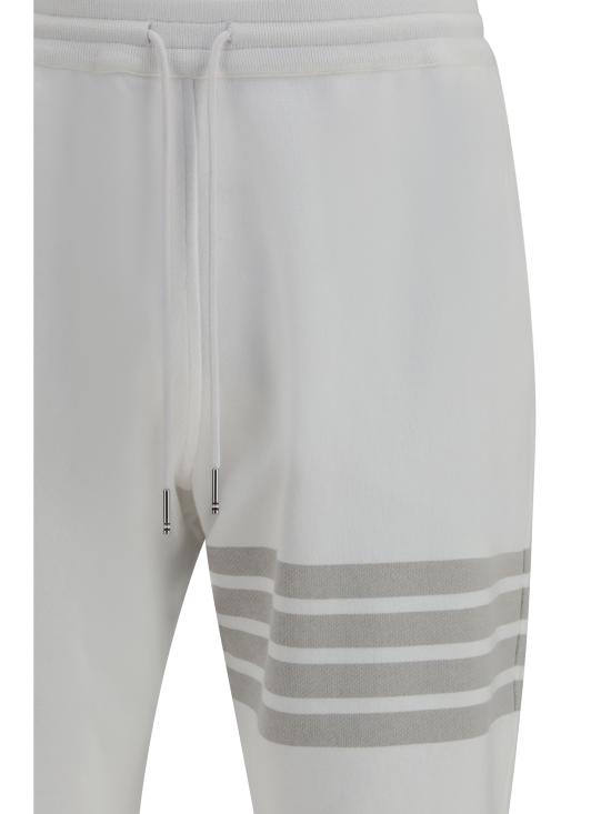 26SS 톰브라운 솔리드 루프백 오버다이 4바 스웨트팬츠 MJQ243AJ0007 100 WHITE - THOM BROWNE