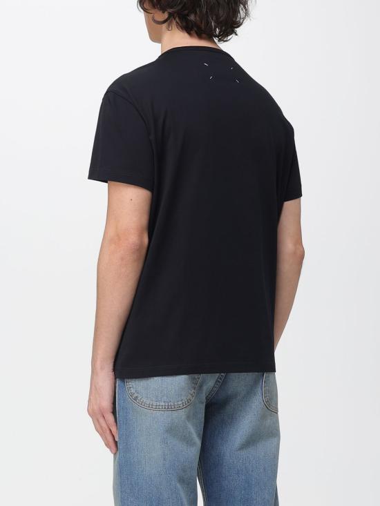 26SS 마르지엘라 디스토티드 로고 티셔츠 S30GC0701S22816 900 Black - MAISON MARGIELA