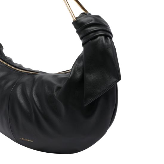 26SS 코치넬리 숄더백 E1 U1A 13 02 01001 Black - COCCINELLE