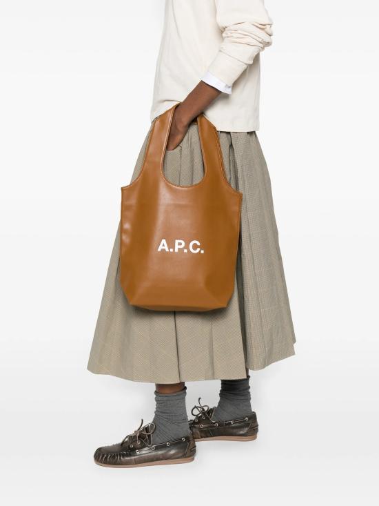 26SS 아페쎄 니논 스몰 토트백 PUAATM61861CAB BROWN - A.P.C.