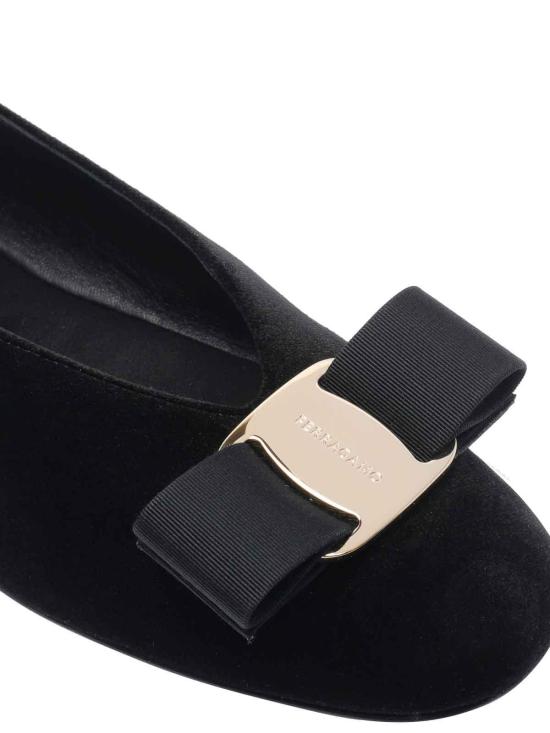 26SS 살바토레 페라가모 플랫 슈즈 78210801I780 Black - SALVATORE FERRAGAMO