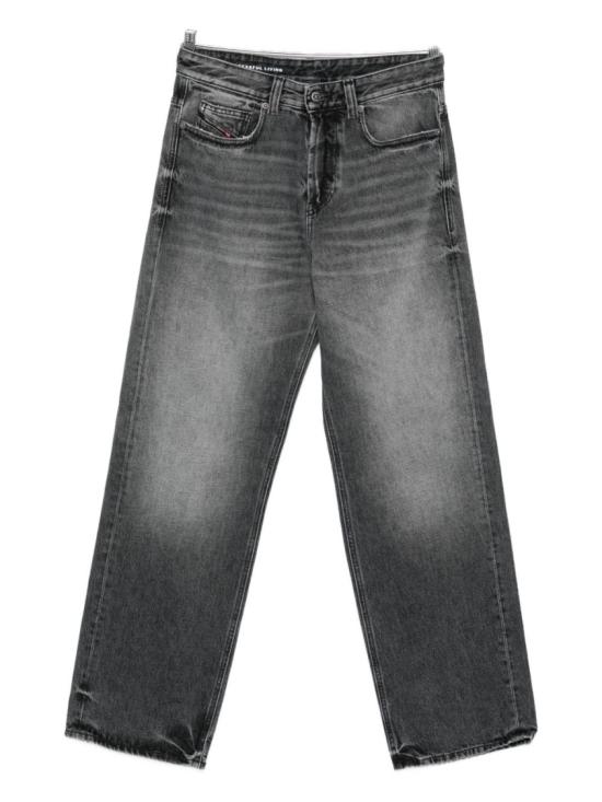 25FW 디젤 2001 D 매크로 릴렉스 핏 데님 팬츠  A11598 007AW 02 Grey