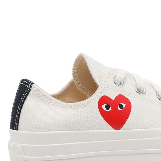 26SS 꼼데가르송 플레이 X 컨버스 스니커즈 K128W White - COMME DES GARCONS PLAY CONVERSE