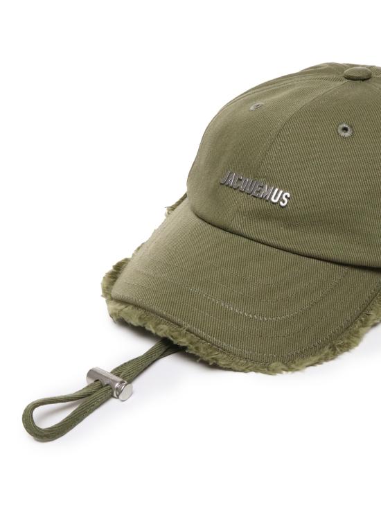 25FW 자크뮈스 볼캡 ACU00452AW00092 560 KHAKI - JACQUEMUS
