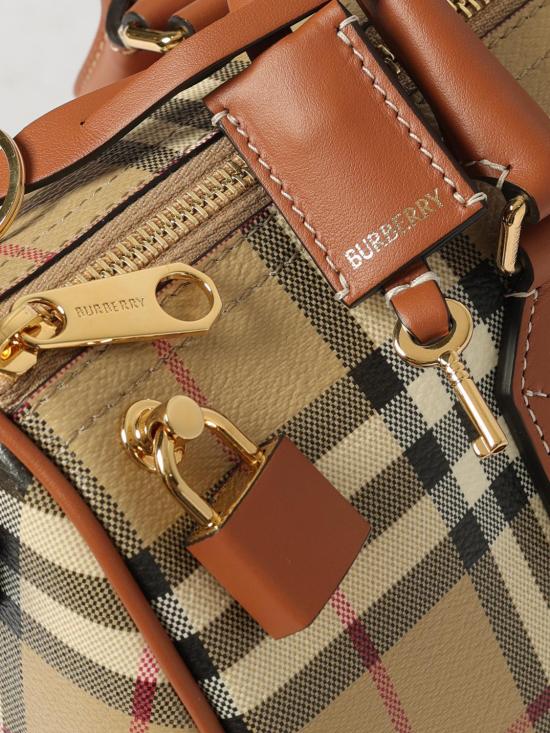 26SS 버버리 미디엄 체크 볼링 백 8119049 Beige - BURBERRY