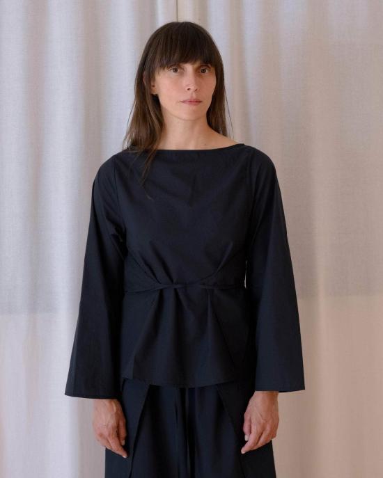  베이스레인지 긴팔 티셔츠 덱티 긴팔 상의 블랙