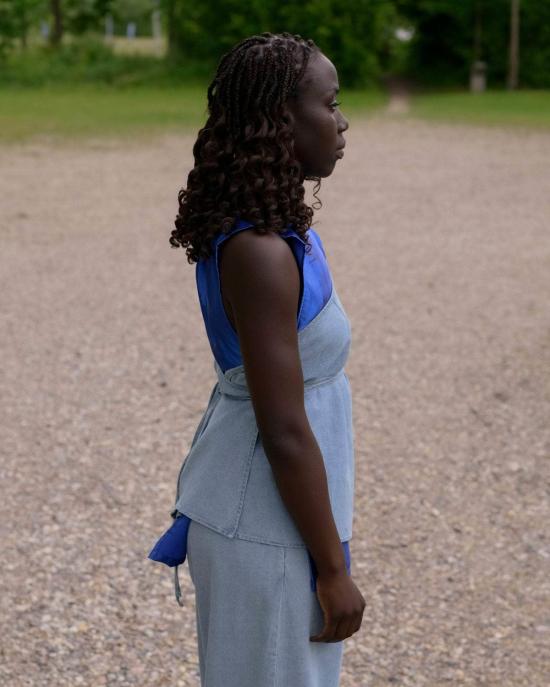  베이스레인지 블라우스 아이 탑 라이트 블루 워시 - BASERANGE