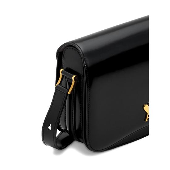 26SS 아미 스몰 하트 로고 글레이즈드 레더 파리 백 ULL717 AL0139 001 BLACK - AMI