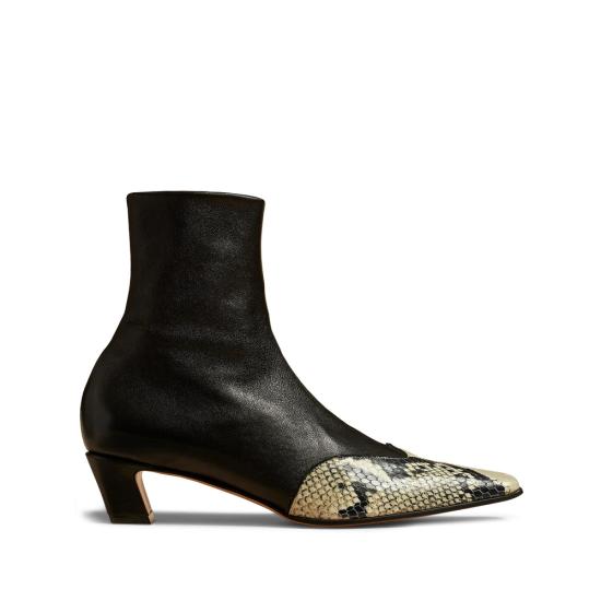 26SS 케이트 부츠 F1068 829 L829 367 BLACK