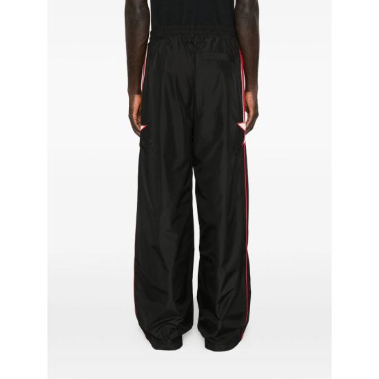 26SS 아미리 트레이닝/조거 팬츠 AMBMPA1003 BLACK BLACK RED - AMIRI