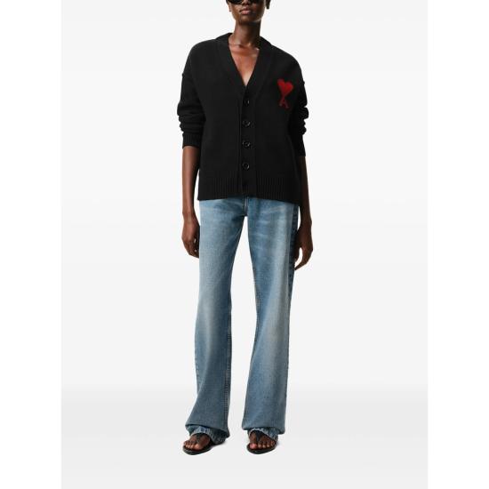 26SS 아미 하트 로고 인타르시아 V넥 가디건 UKC367 018 009 BLACK - AMI