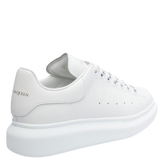 26SS 알렉산더 맥퀸 오버사이즈드 스니커즈 553770 WIAIG9007 White - ALEXANDER MCQUEEN