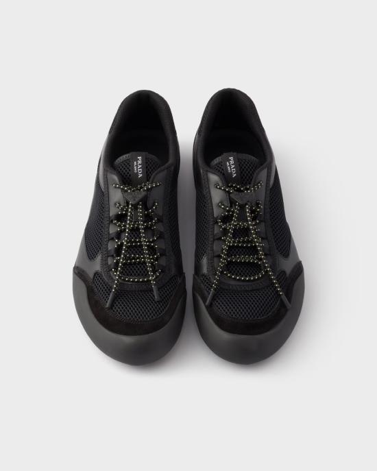 26SS 프라다 스피드락 레더 앤 메쉬 패브릭 스니커즈 2EE4683ZM0F0002 F G000 Black - PRADA