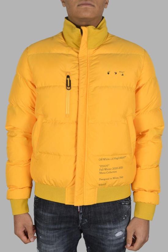  오프화이트 자켓 양면으로 착용 가능한 패딩 재킷, 대조적인 디자인 요소 - OFF WHITE