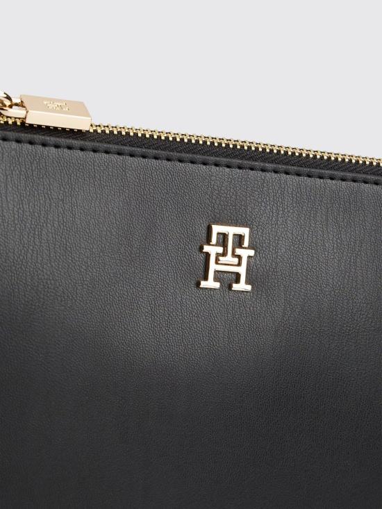 26SS 타미힐피거 숄더백 AW0AW18143 BDS Black - TOMMY HILFIGER