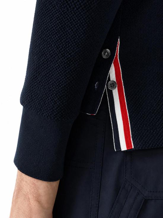 26FW 톰브라운 텍스쳐드 피케 4바 롱슬리브 폴로셔츠 MJP234AJ0248 415 - THOM BROWNE