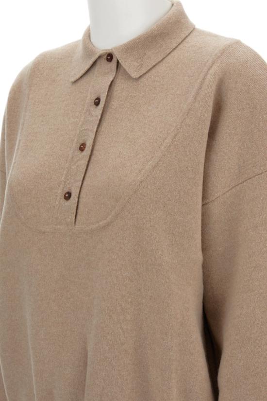 25FW 자크뮈스 팔로네 바뢰즈 폴로 스웨터 SWW00623AK00276150 Brown - JACQUEMUS