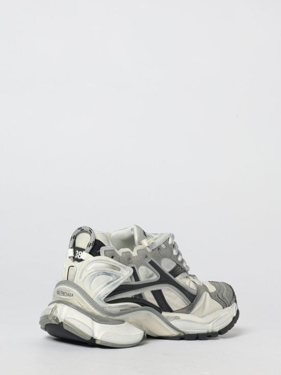 26SS 발렌시아가 러너 스니커즈 772767W3RNY 9012 Grey - BALENCIAGA