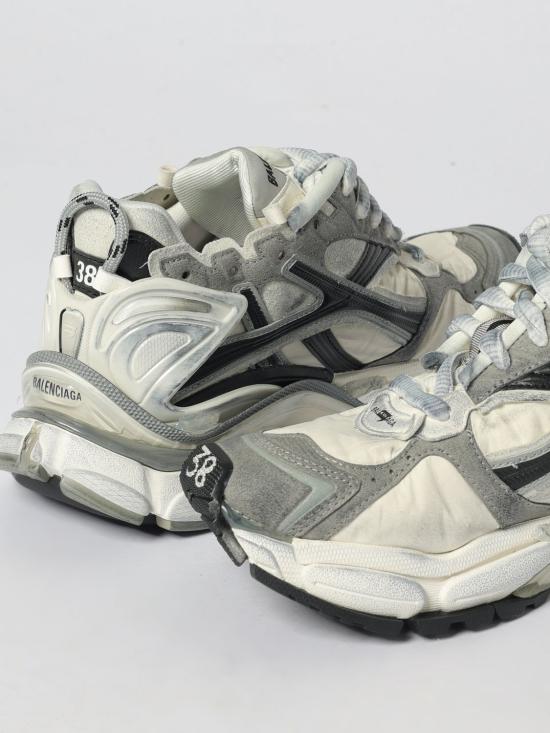 26SS 발렌시아가 러너 스니커즈 772767W3RNY 9012 Grey - BALENCIAGA