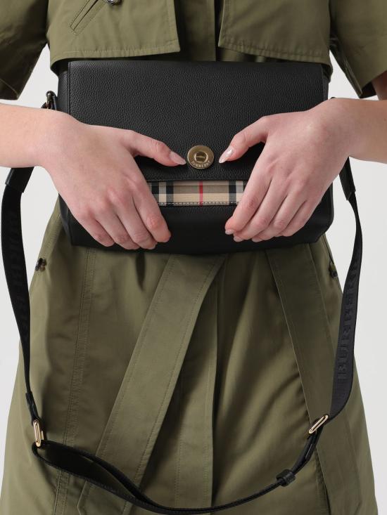 26SS 버버리 노트 백 8117037 Black - BURBERRY