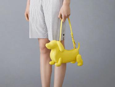 26FW 톰브라운 페블 그레인 헥터 바게트백 FAP341A00198 735 PASTEL YELLOW - THOM BROWNE