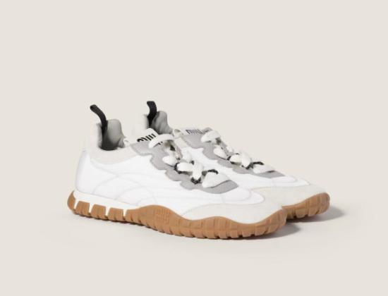 26SS 미우미우 타이어 테크니컬 스웨이드 스니커즈 5E417EF005LYW F0R3K BIANCO GRANITO