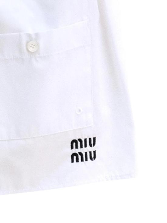 26SS 미우미우 숏 스커트 MG2643 10RGF0009 White - MIU MIU
