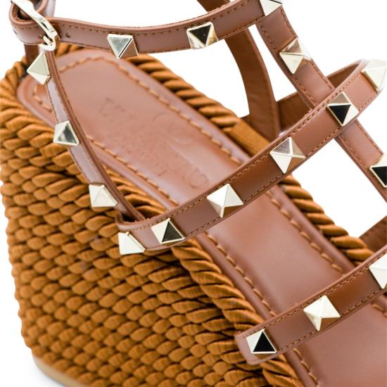 26SS 발렌티노 가라바니 샌들 8W2S0F95BAEN58 Brown - VALENTINO GARAVANI