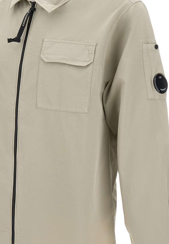 26SS 씨피 컴퍼니 오가닉 개버딘 지퍼 렌즈 오버셔츠 20CMOS705A 110143G904 Grey - C.P. COMPANY