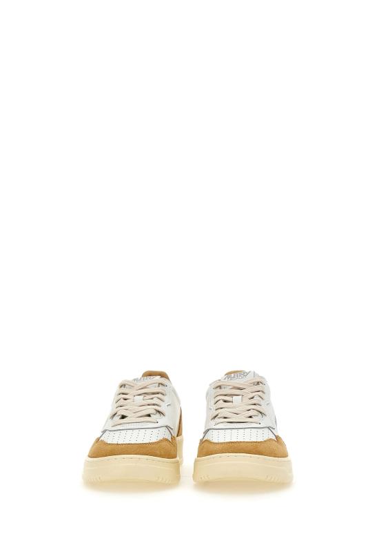 26SS 오트리 메달리스트 로우 스니커즈 AULM FT10 White - AUTRY