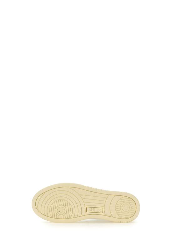 26SS 오트리 메달리스트 로우 스니커즈 AULW LS14 White - AUTRY