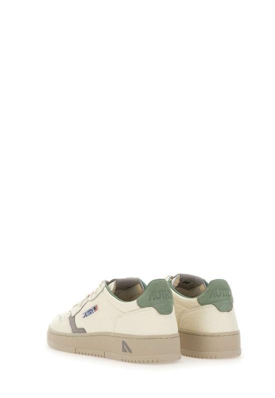 26SS 오트리 메달리스트 로우 스니커즈 AULM NE16 White - AUTRY