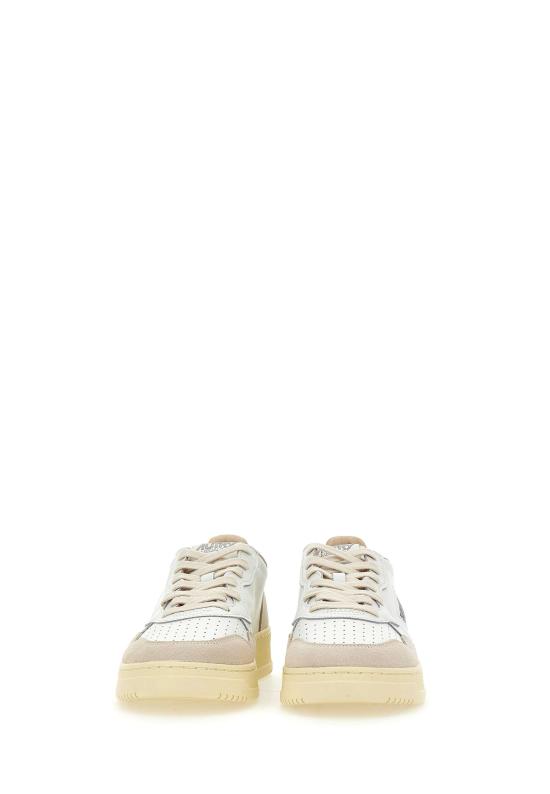 26SS 오트리 메달리스트 로우 스니커즈 AULM LS15 White - AUTRY