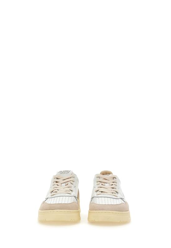 26SS 오트리 메달리스트 로우 스니커즈 AULM LS14 White - AUTRY