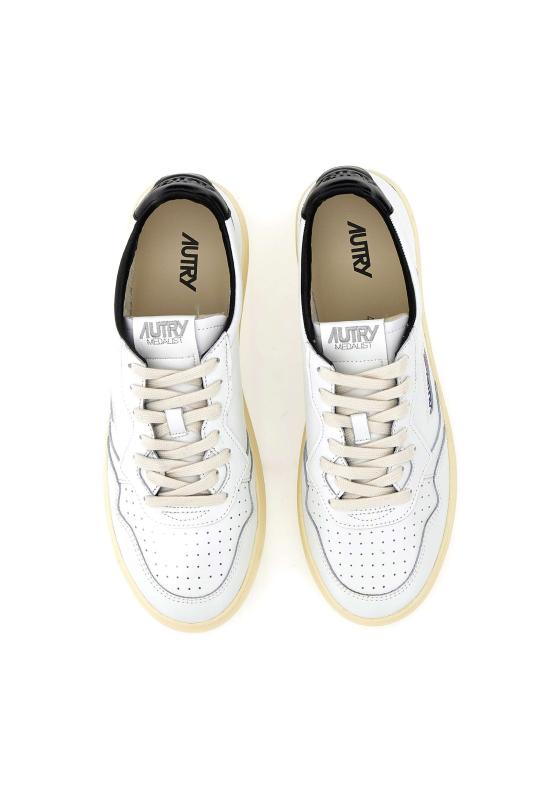  오트리 메달리스트 로우 스니커즈 AULM ML02 White - AUTRY