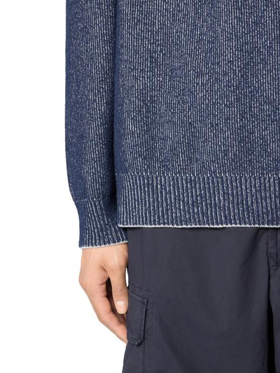 26SS 스톤 아일랜드 플래팅 립 코튼 부클 루즈핏 크루넥 점퍼 L1S155100033S0N12 V0M20 Blue - STONE ISLAND