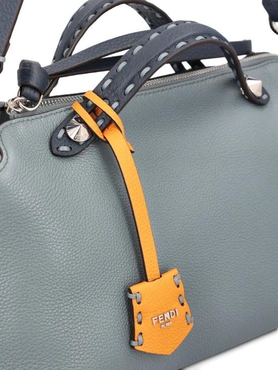 26SS 펜디 바이 더 웨이 소프트 미디움 백 8BL155 AVTC F1UR5 MERCUR BORANG ABIS P - FENDI